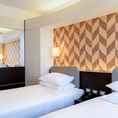 Doubletree By Hilton Milan Malpensa Hotel 4*