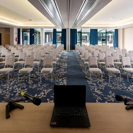 Doubletree By Hilton Milan Malpensa 4* 솔비아테올로나
