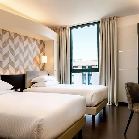 Hotel Doubletree By Hilton Milan Malpensa 4*
