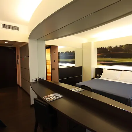 Doubletree By Hilton Milan Malpensa